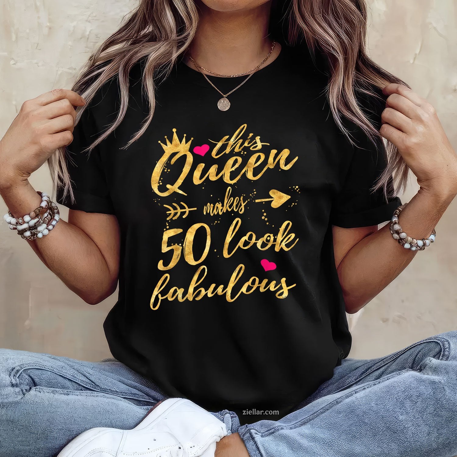 Queen Turns 50 in August Tee and T-Shirt, Fabulous Birthday T-Shirt Gift for Women Adults