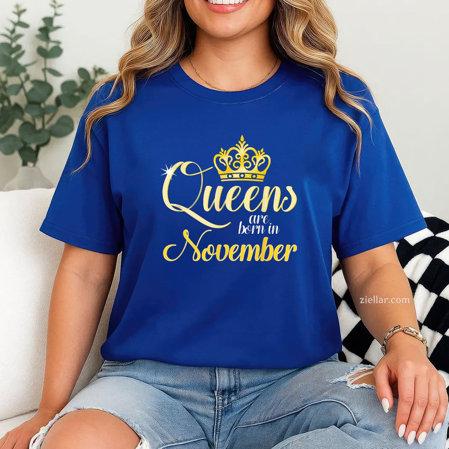 Queens Are Born in November Tee and T-Shirt, Birth Month Gift T-Shirt for Women Adults