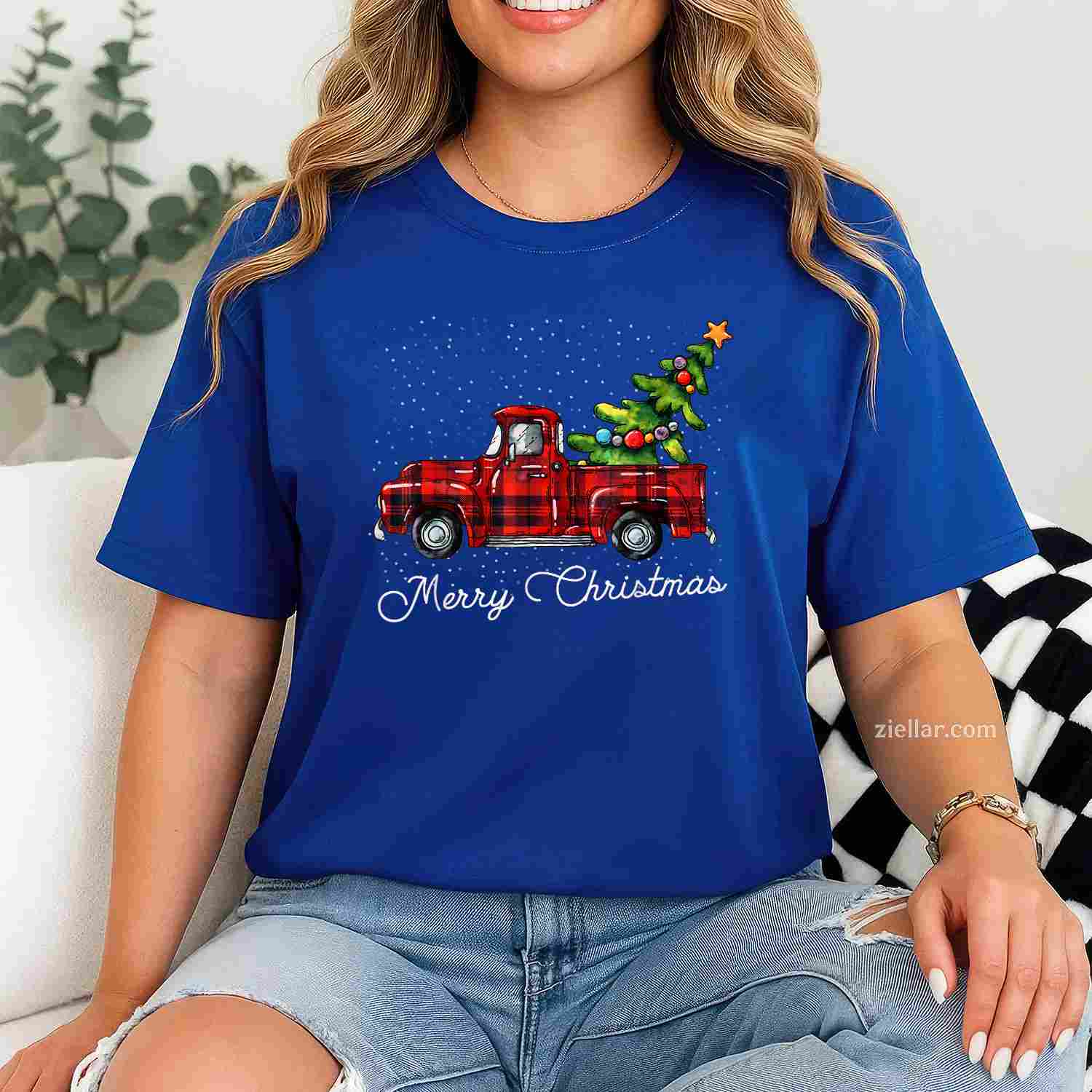 Red Buffalo Plaid Pickup Truck With Tree Merry Christmas T-Shirt, A Classic Buffalo Plaid Christmas Tree Tee