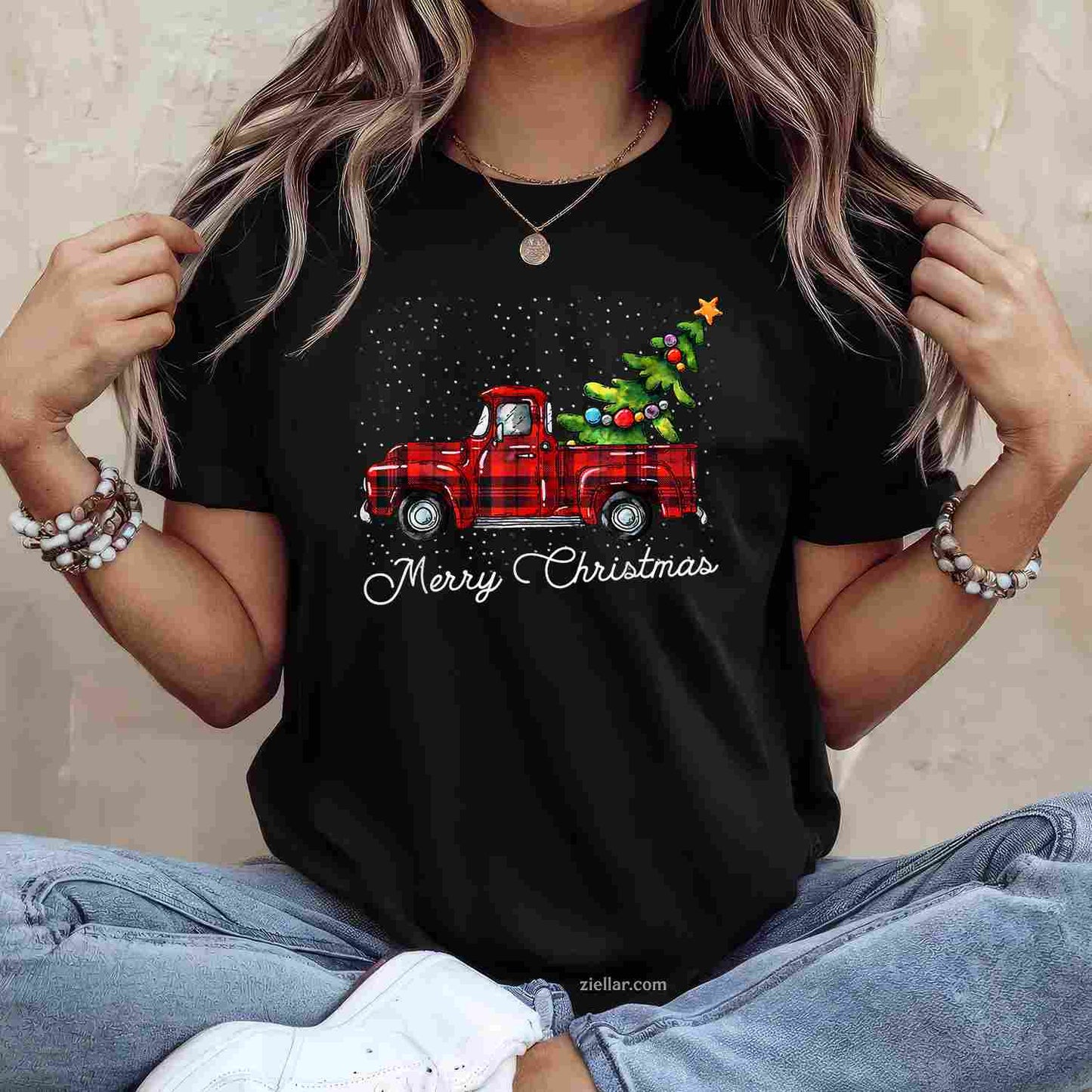 Red Buffalo Plaid Pickup Truck With Tree Merry Christmas T-Shirt, A Classic Buffalo Plaid Christmas Tree Tee