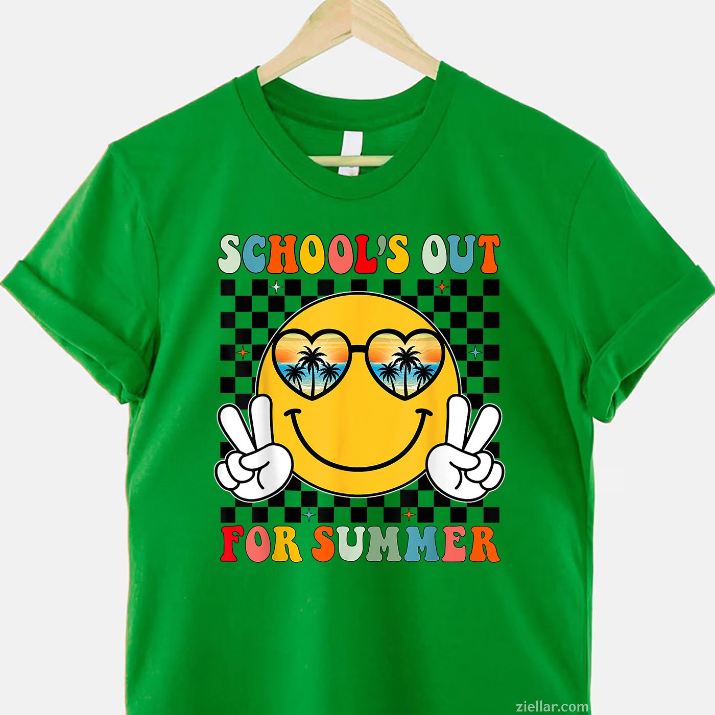 Retro School’s Out Tee and T-Shirt, End of Year Summer Break T-Shirt for Teachers and Adults