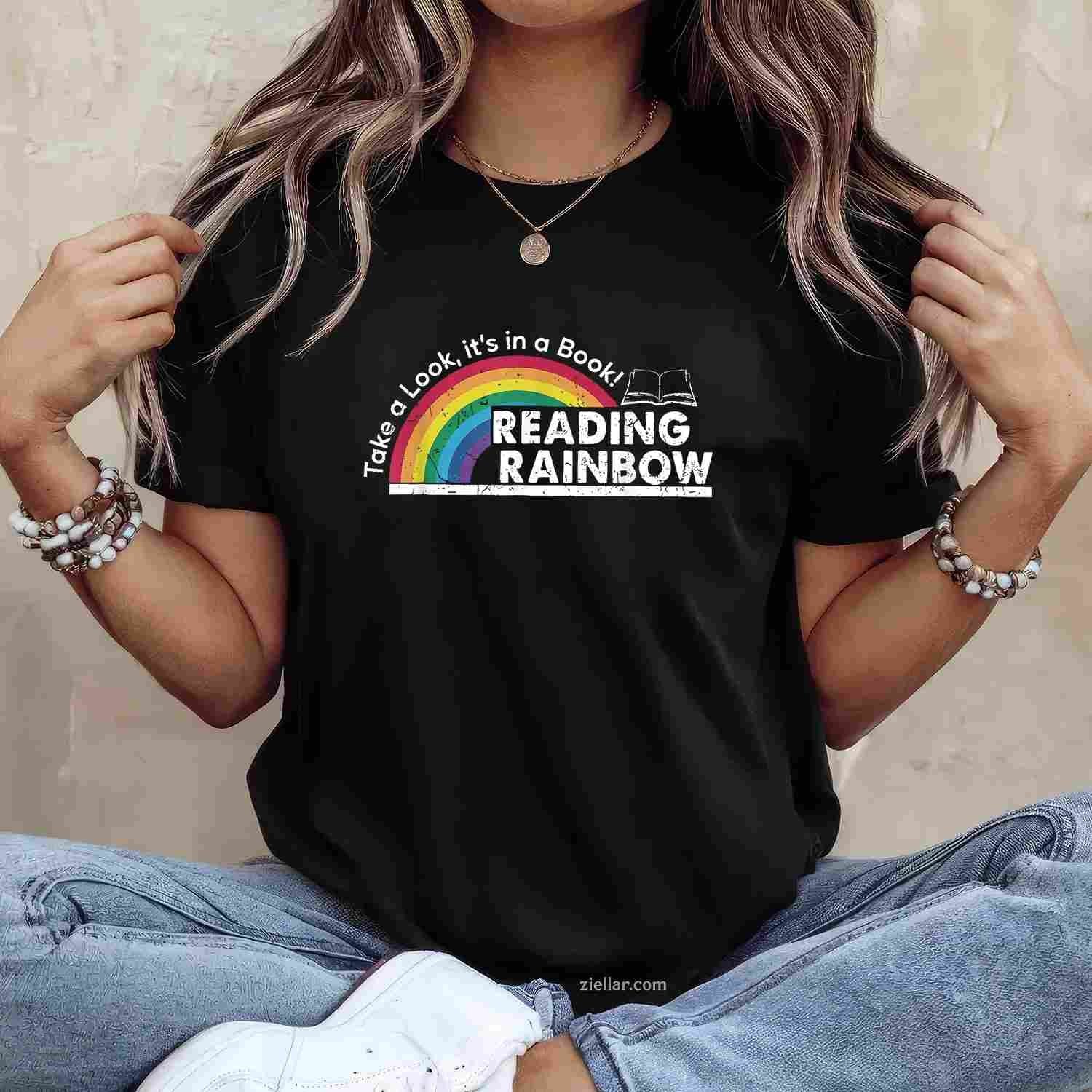 Take A Look It'S In A Book Retro Reading T-Shirt, Vintage Graphic Tee For Book Lovers Adults