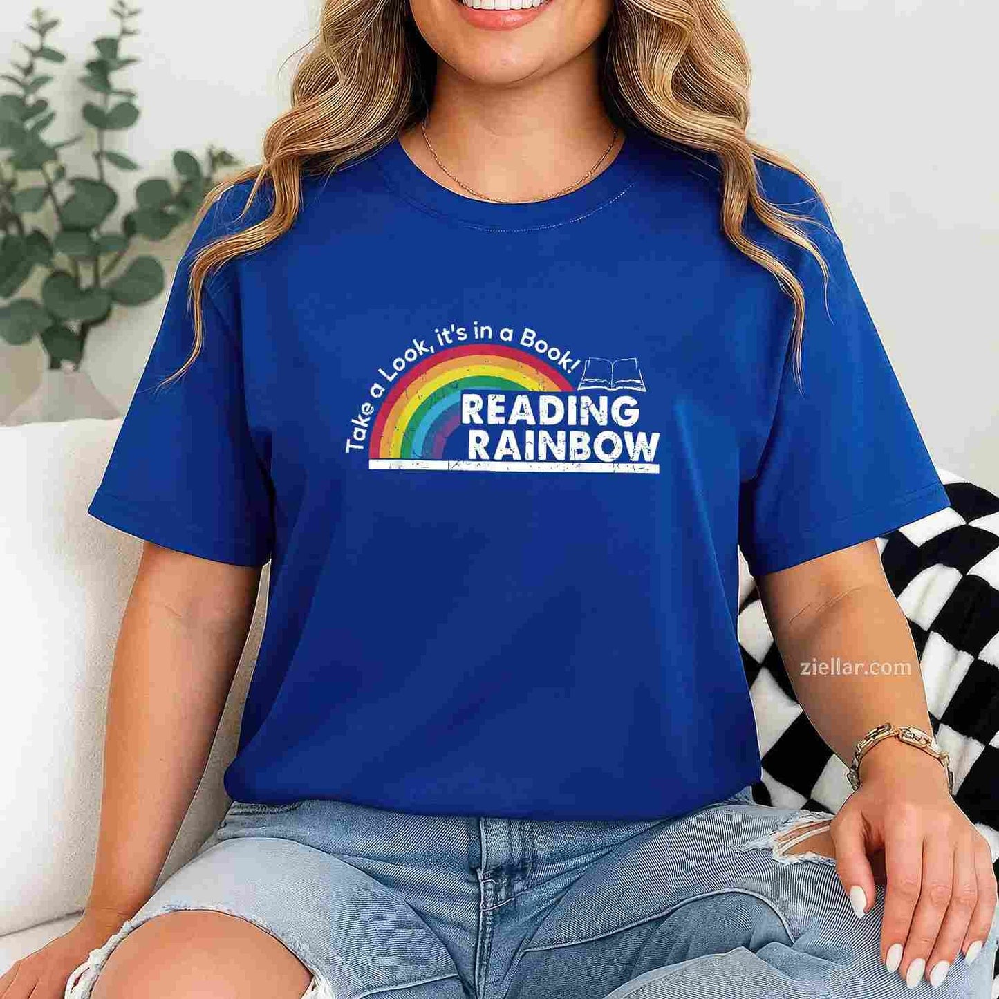 Take A Look It'S In A Book Retro Reading T-Shirt, Vintage Graphic Tee For Book Lovers Adults