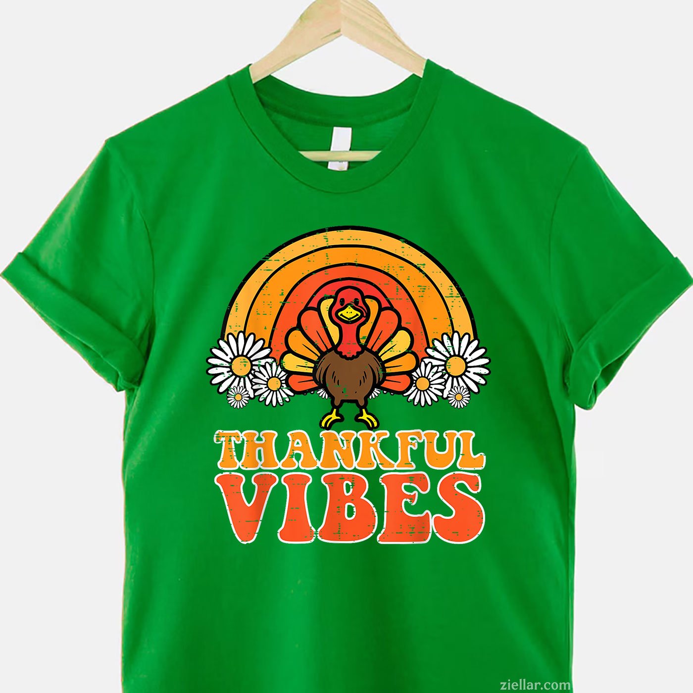 Thankful Vibes Tee and T-Shirt, Turkey Rainbow Retro Thanksgiving T-Shirt for Women Adults