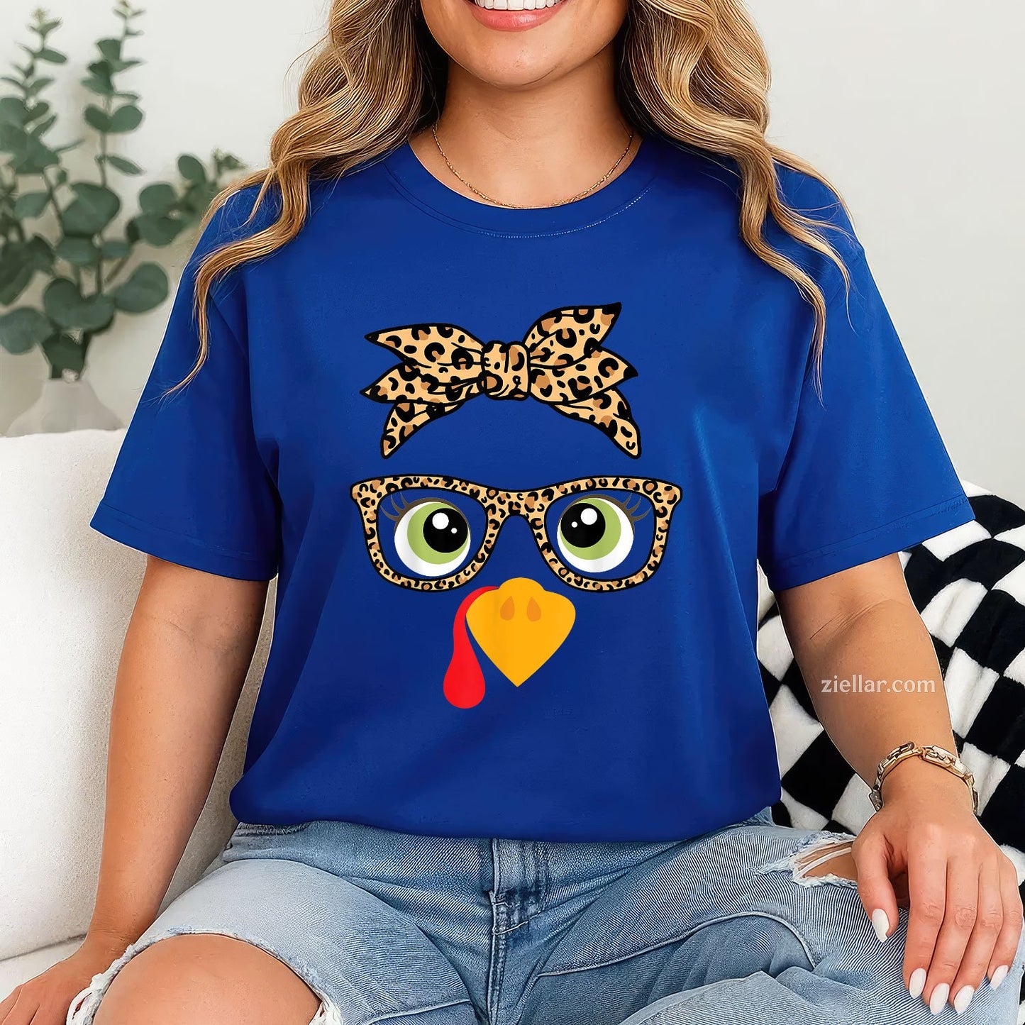 Turkey Face Glasses Tee and T-Shirt, Leopard Print Thanksgiving T-Shirt for Women Adults