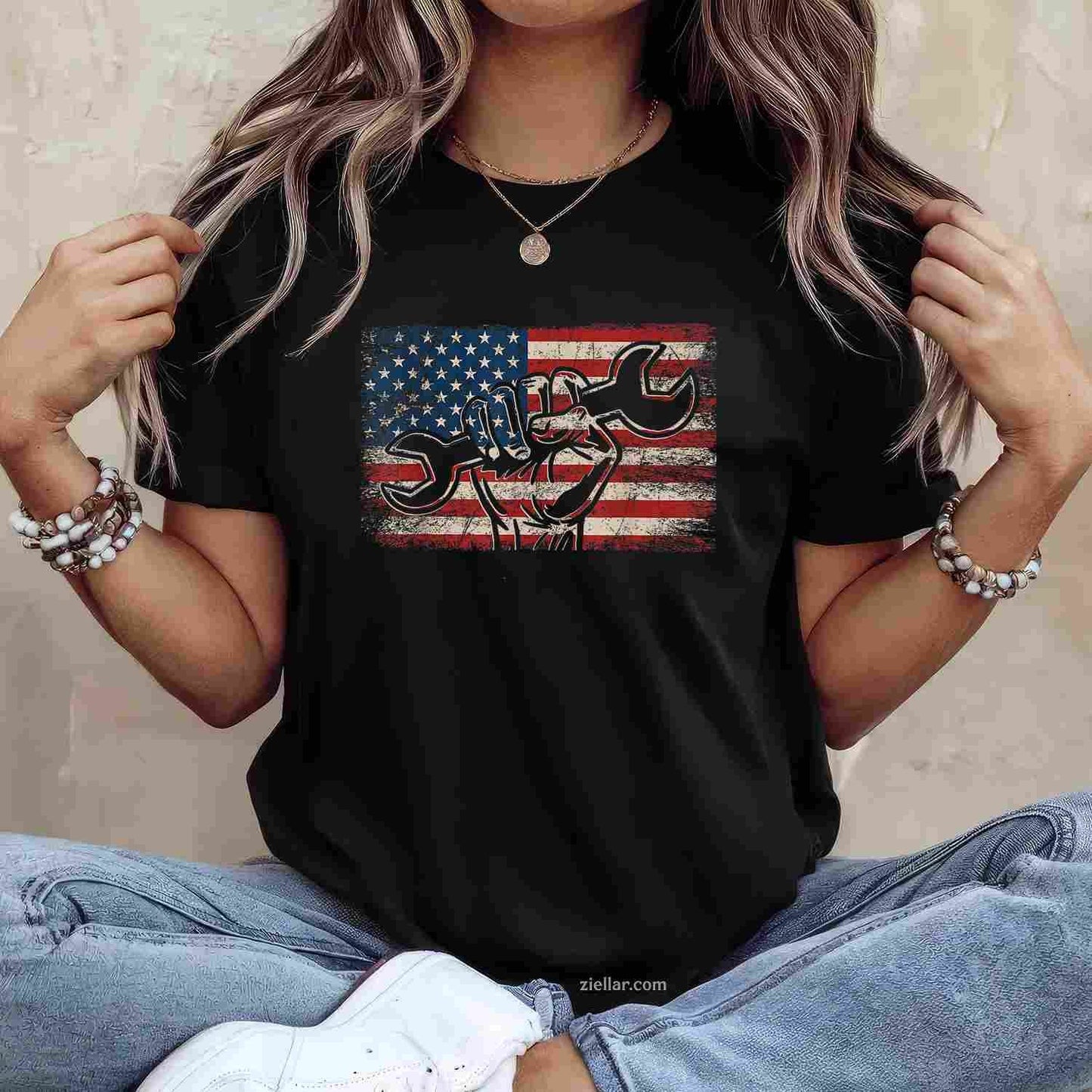 US Flag Mechanic Labor Day Worker Patriotic Mechanic T-Shirt Tee for Men Women Adults Unisex