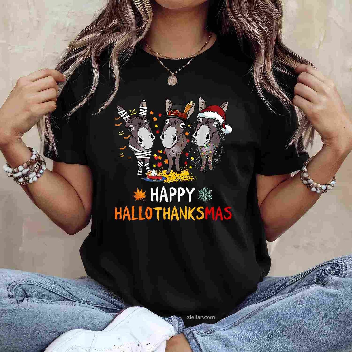 Unisex  Black Small V-Neck Short Sleeve Casual Modern Cartoon Christmas Winter Holiday Funny Graphic Tee and T-Shirt Gift for Adults Men Women Unisex