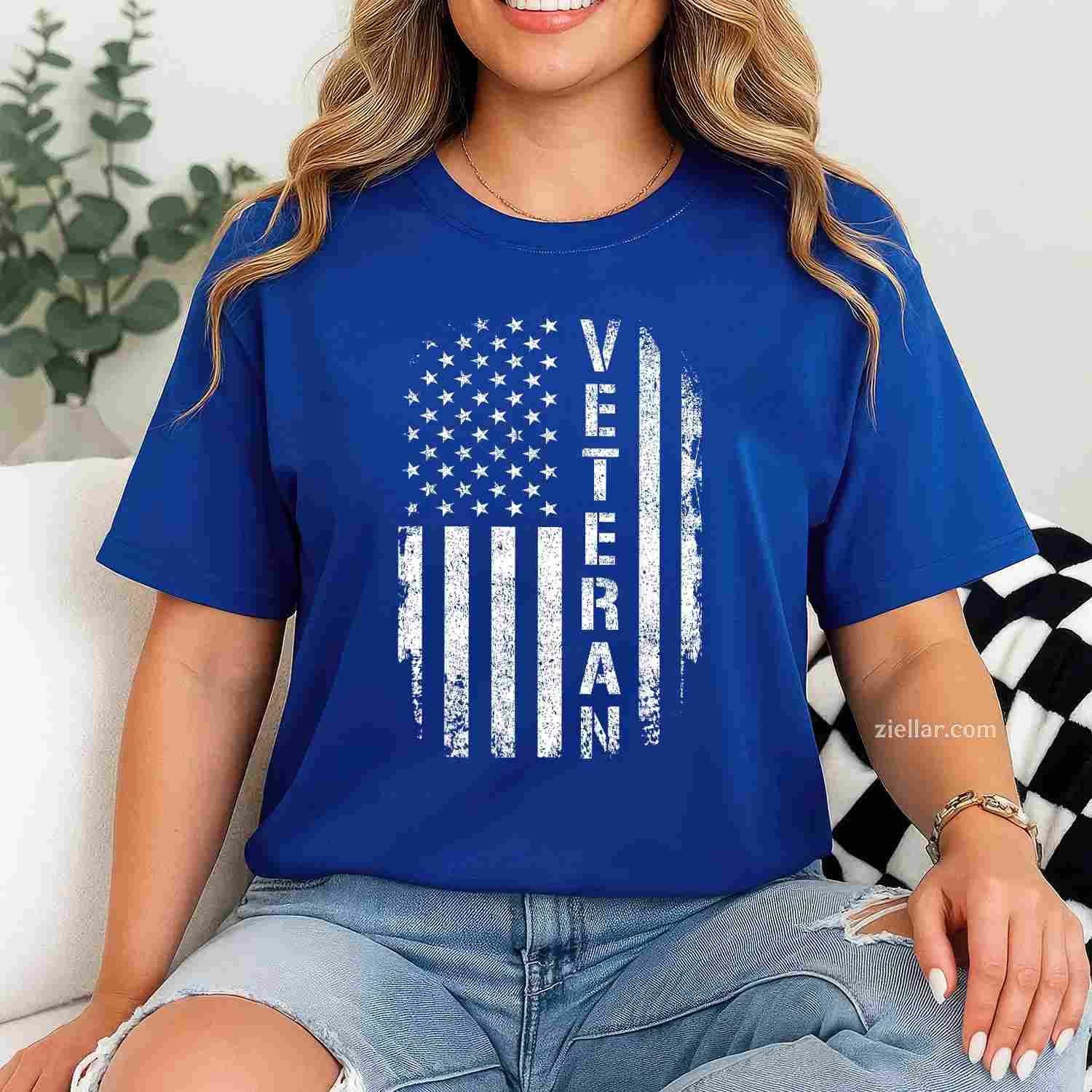 Us American Flag With Proud Veteran For Veterans Day T-Shirt And Tee For Adults