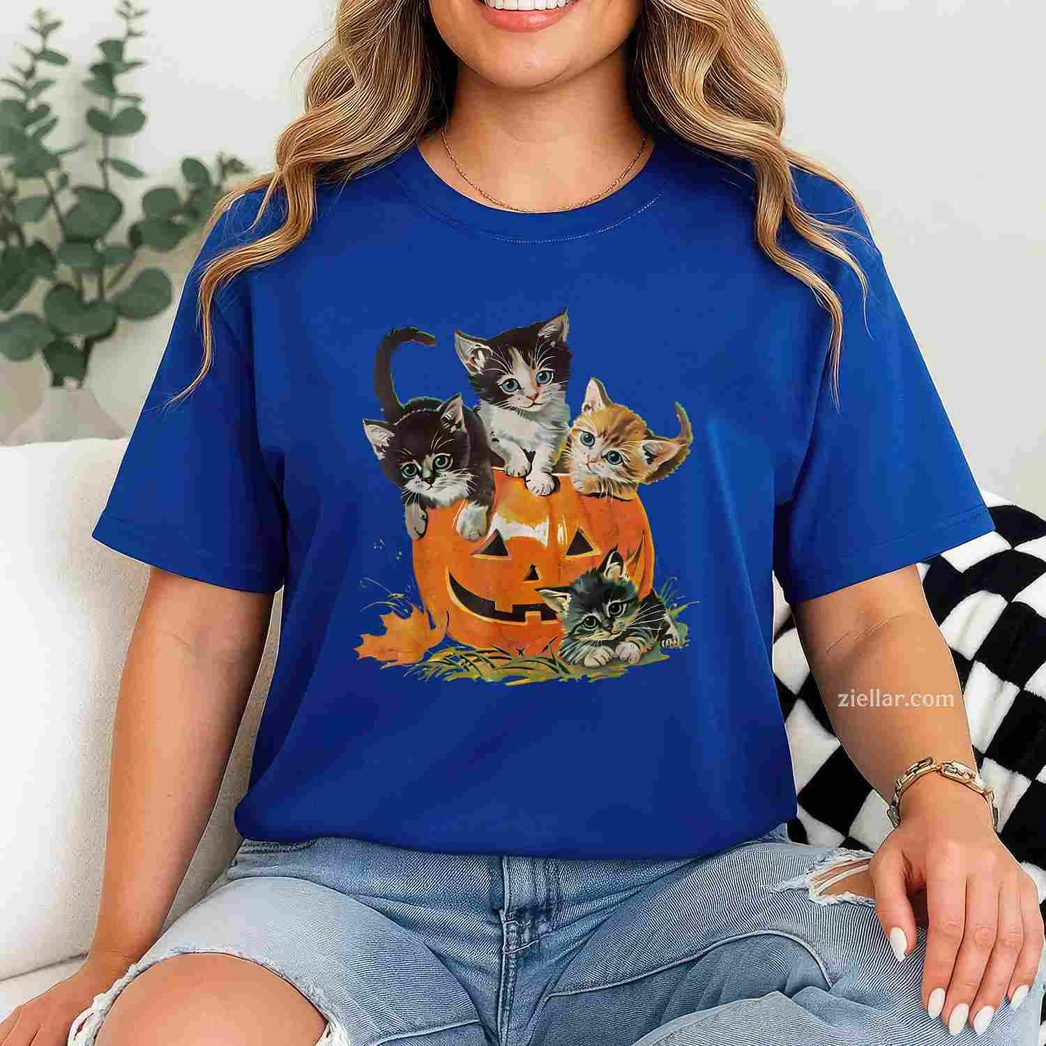 Vintage 90s Cat Pumpkin Halloween Retro Floral Spooky Season Tee, Halloween T-Shirt for Men Women Adults Unisex, Vintage Retro Graphic, Funny Novelty Gift