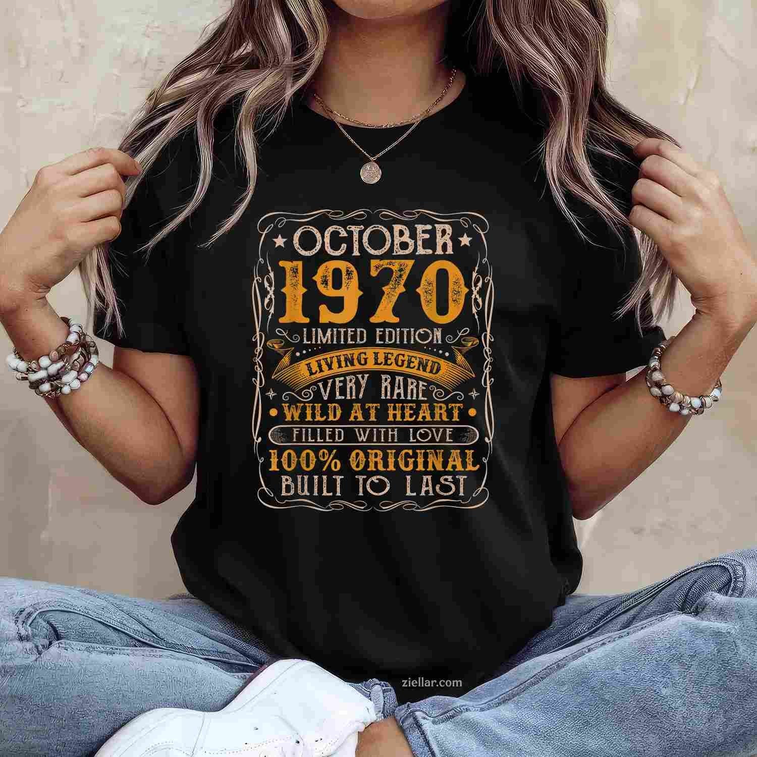 Vintage Born In October 1970 Retro Birthday Party Bday T-Shirt and Tee for Adults Men Women Unisex