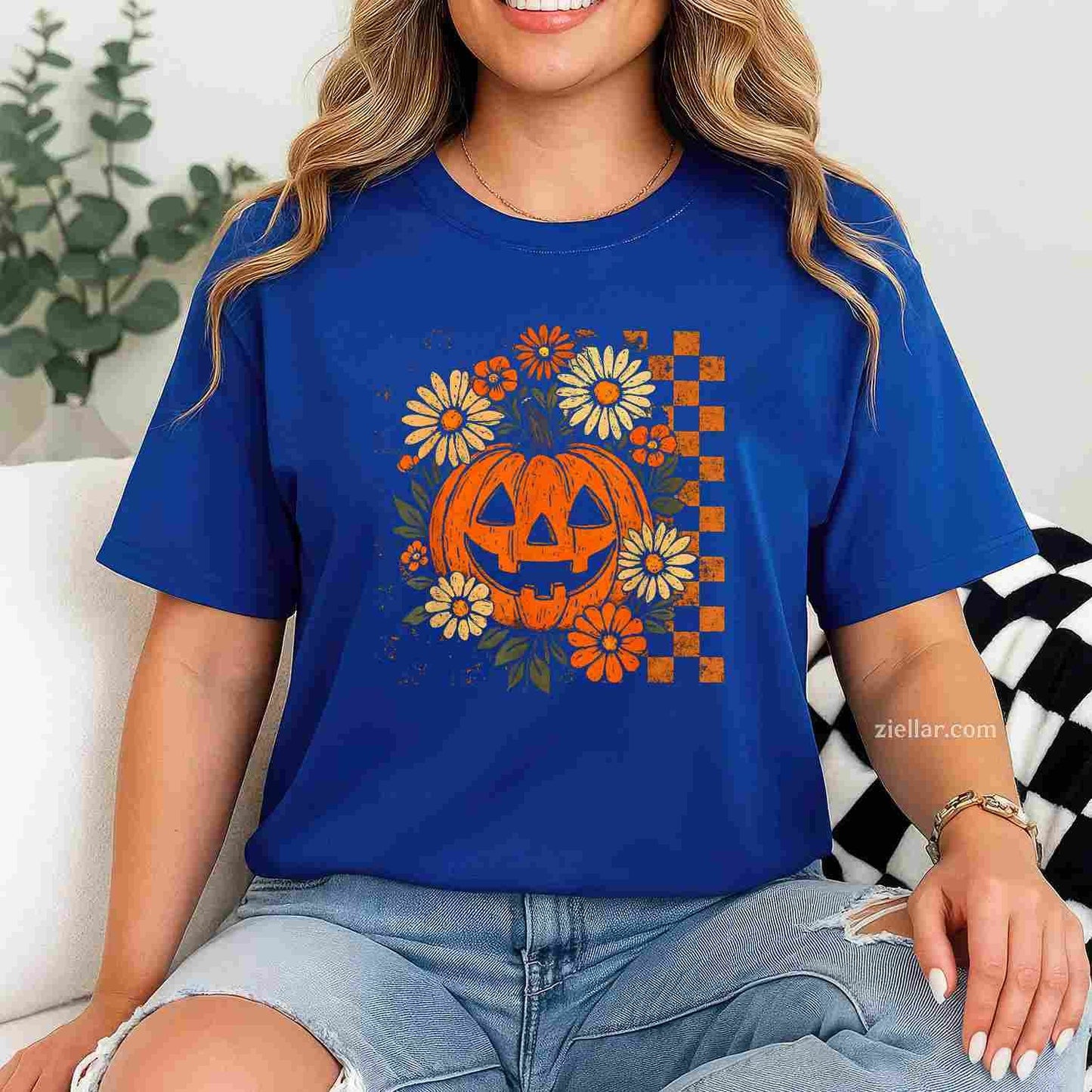 Vintage Floral Pumpkin Halloween Retro Jack O Lanter Face Tee, Halloween T-Shirt for Men Women Adults Unisex, Cool Casual Street Style, Premium Quality