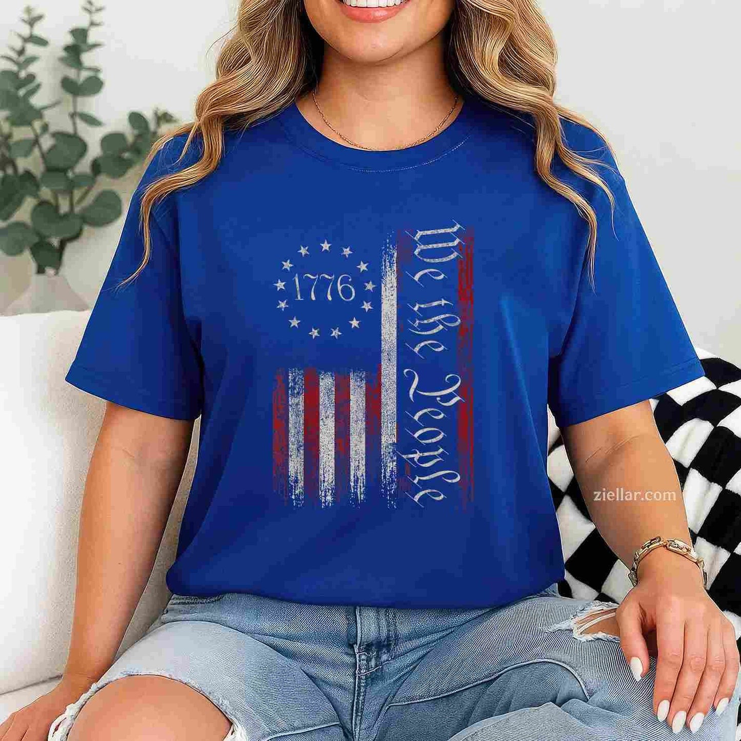Vintage Old American Flag Patriotic 1776 We The People USA Women Men T-Shirt Tee
