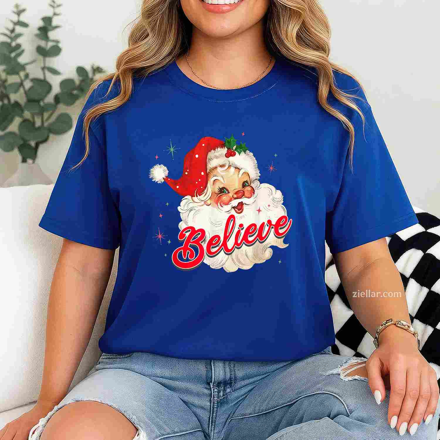 Vintage Santa Claus Believe Christmas Women T-Shirt, A Believe In Santa Vintage Christmas Tee For Adults