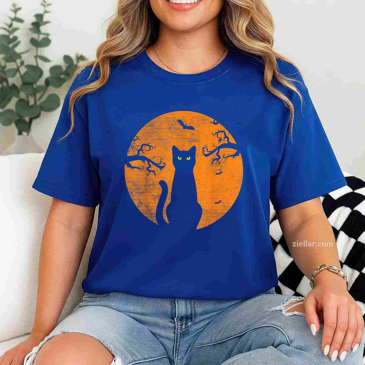 Vintage Scary Christmas Cat Costume Retro Cat Moon Black Cat Tee, Christmas Holiday T-Shirt for Men Women Adults Unisex, Cool Casual Street Style, Premium Quality