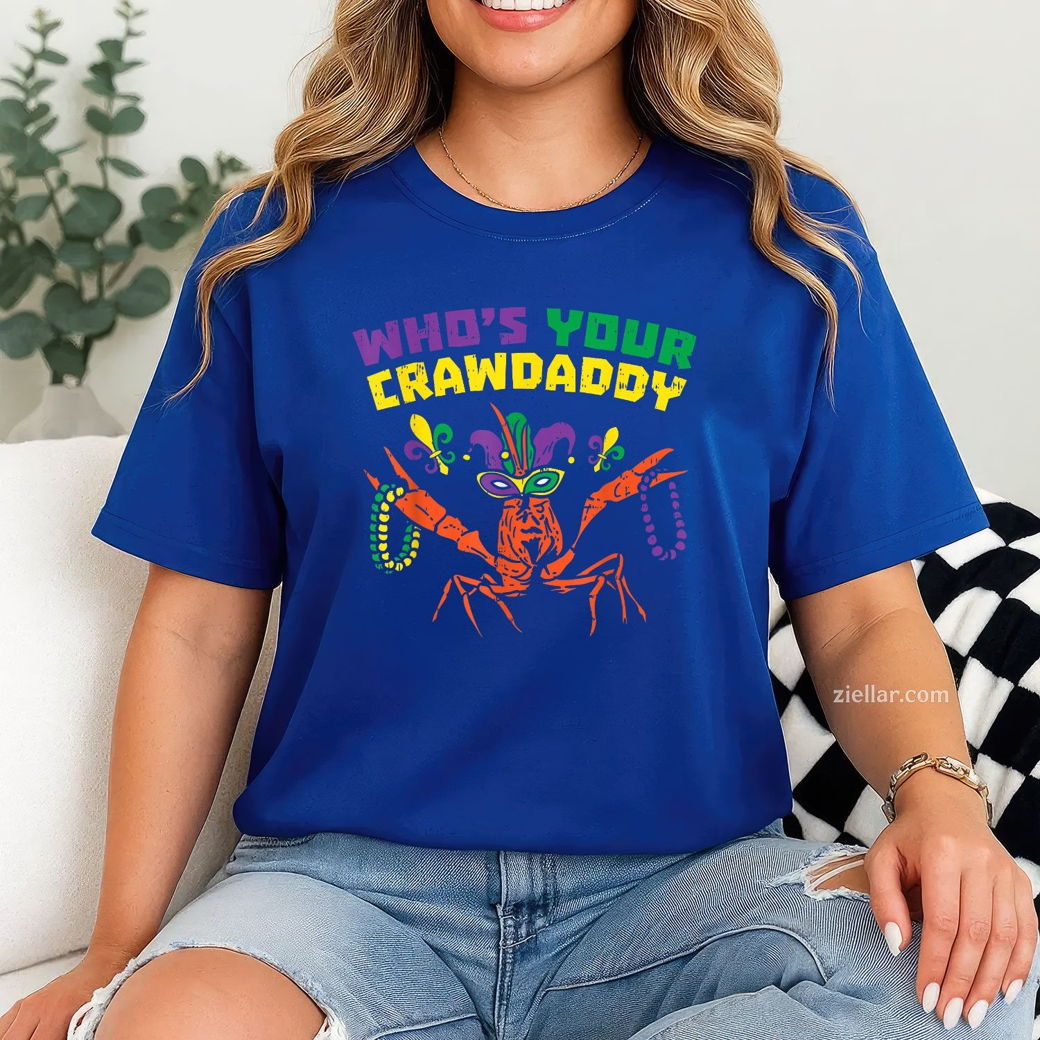 Who's Your Crawdaddy Tee and T-Shirt, Funny Crawfish Jester Mardi Gras T-Shirt for Adults
