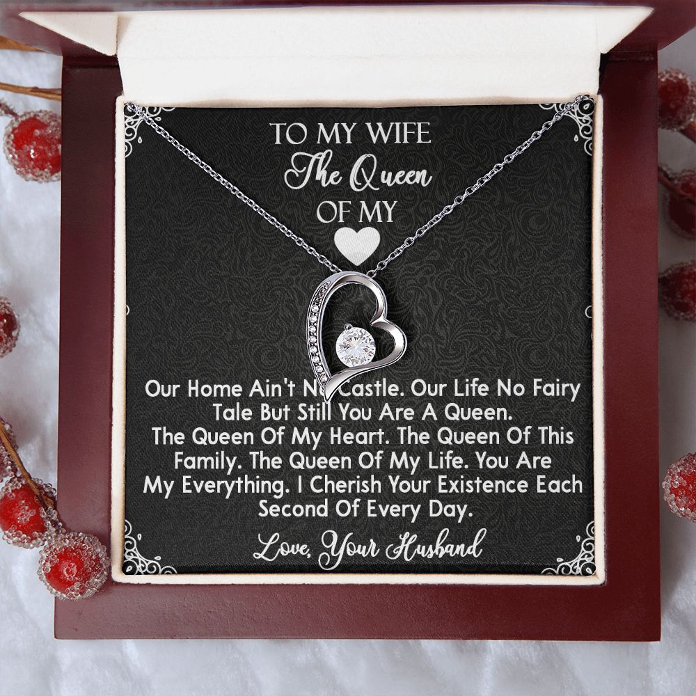419C To My Wife The Queen Necklace, Gifts for Wife, Gifts for Her, Birthday Gifts