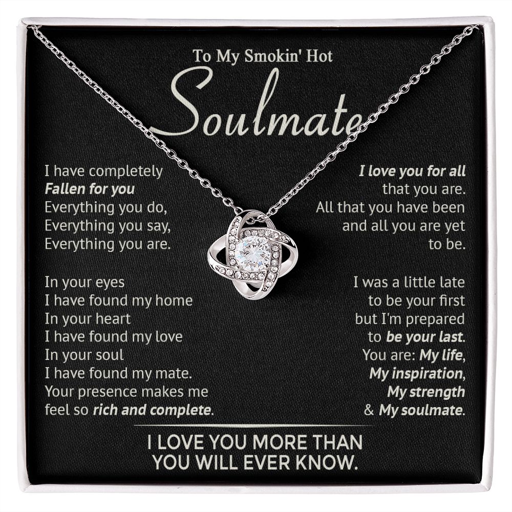 586A To My Smokin' Hot Soulmate Necklace, Beauty Necklace for Wife Girlfriend, Womens