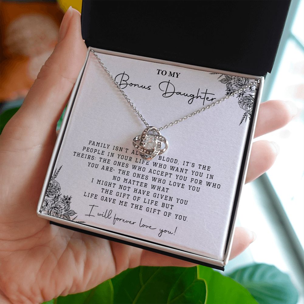 534A Step Daughter Gift, Bonus Daughter Necklace, Blended Family Stepdaughter Gift