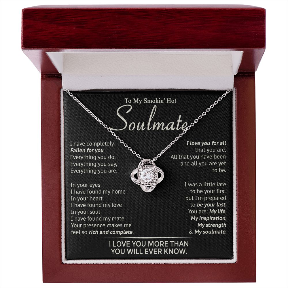 586A To My Smokin' Hot Soulmate Necklace, Beauty Necklace for Wife Girlfriend, Womens