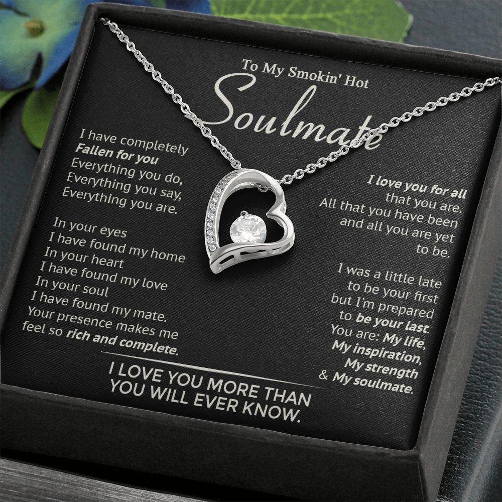 586C To My Smokin' Hot Soulmate Necklace, Beauty Necklace for Wife Girlfriend, Womens