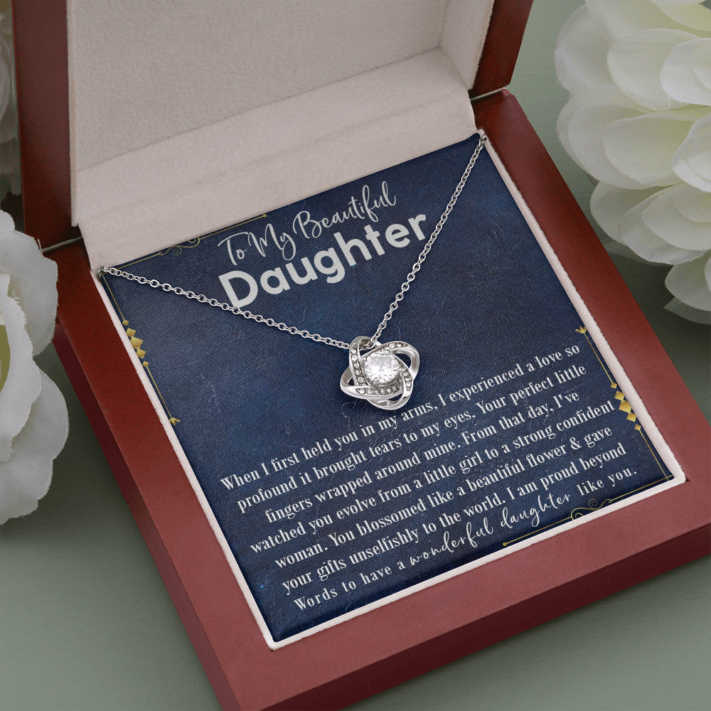 9A To My Beautiful Daughter Love Gift Luxury Alluring Beauty Necklace For Daughter